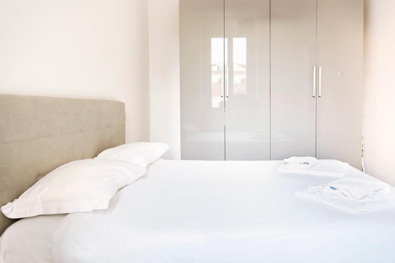 Prestige Boutique Homes - Stazione Centrale Apartment *